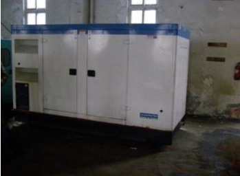 凭祥康明斯150kw大型柴油二手发电机组